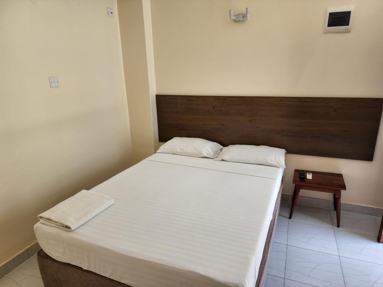 Prestige Leisure Hotel Мтвапа Екстериор снимка